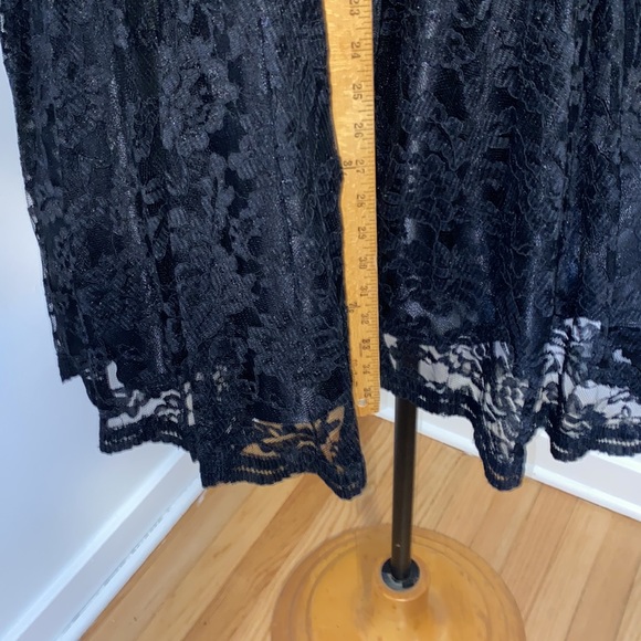 VTG INSPIRED Holiday dress tea- length sz16? BLACK LACE! Nice quality! - Picture 3 of 6